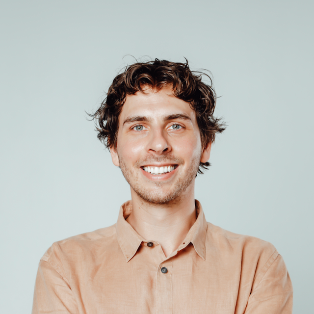 Portrait of Jonah Großhanten, software developer based in Hamburg